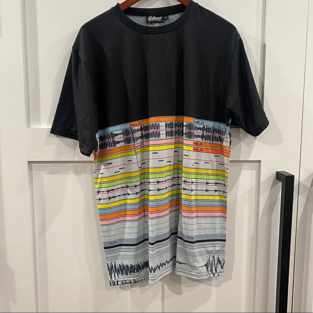 {Beloved} T-shirt, L